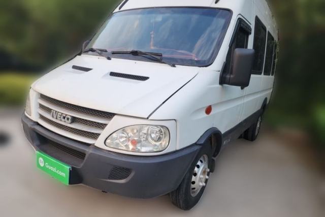 Used Iveco Power Daily 2013 2.8T-A36 Dual-Purpose Passenger and Cargo Vehicle