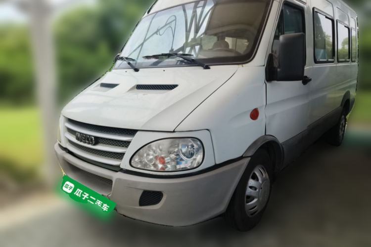 Used Iveco Power Daily 2013 2.5T-V42 Box Truck Guazi used car, China used car export, Used car for sale, Used  cars, Cheapest cars for sale