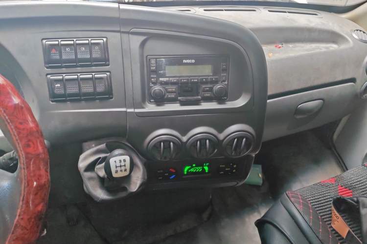 Used Iveco Power Daily  Audio And AC Panel