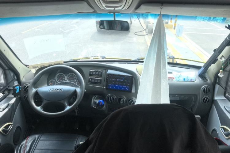 Used Iveco Power Daily  Center Console