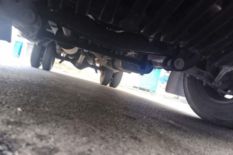Used Iveco Power Daily 2013 2.8T-A32 All-Round Edition Chassis Front