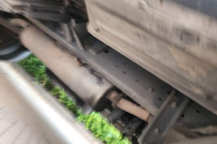 Used Iveco Power Daily 2013 2.8T-A36 Dual-Purpose Passenger and Cargo Vehicle Chassis Front Right