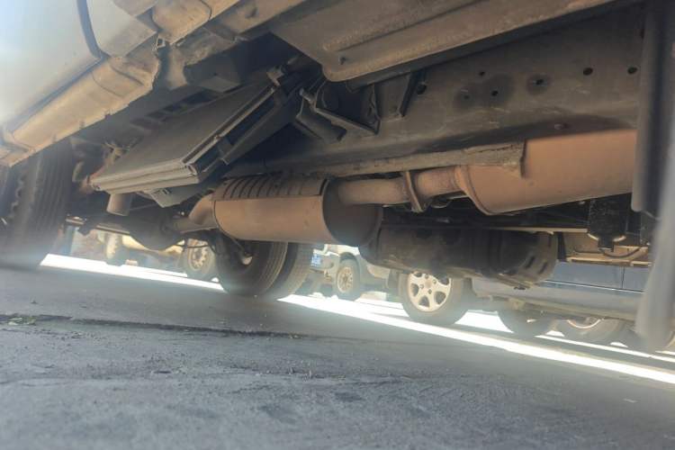Used Iveco Power Daily 2013 2.5T-A37 Dual-Purpose High-Roof Van Chassis Front Right