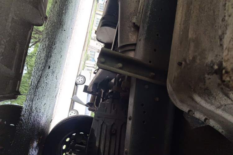 Used Iveco Power Daily 2013 3.0T-V42 Box Truck F1C Chassis Front Right