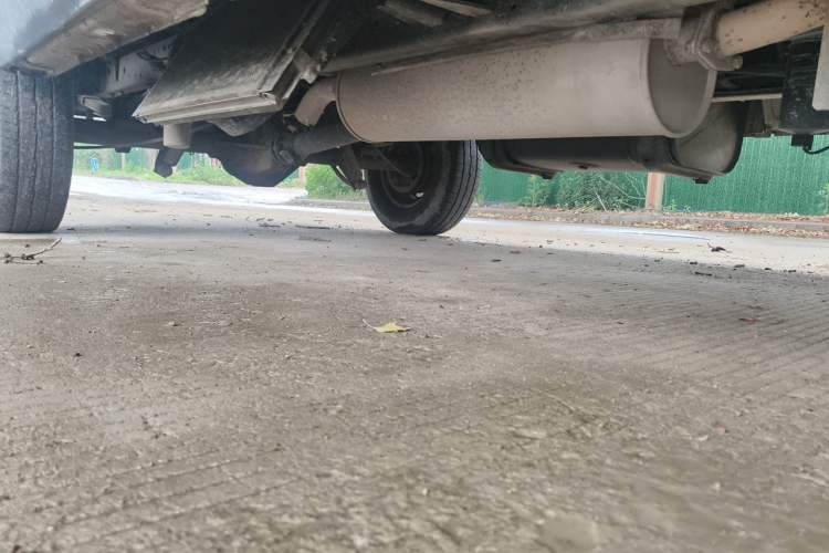 Used Iveco Power Daily 2013 2.8T-A32 All-Round Edition Chassis Front Right