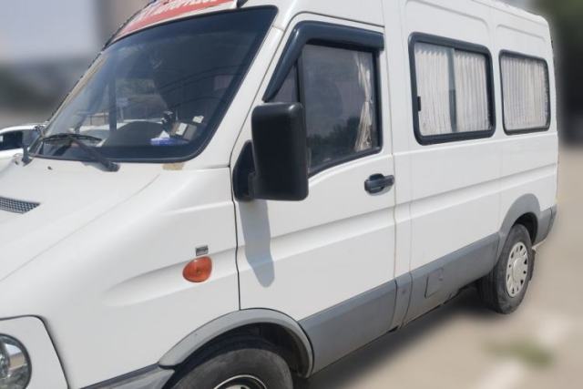 Used Iveco Power Daily 2013 3.0T-A37 Dual-Purpose Low-Roof F1C Van