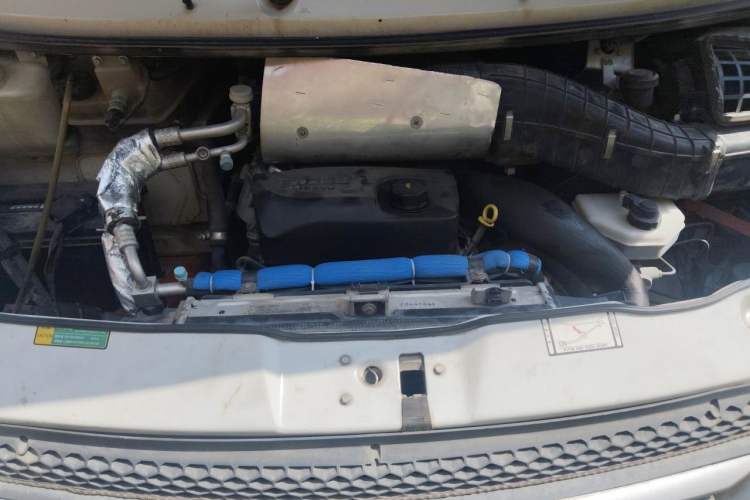 Used Iveco Power Daily 2013 3.0T-A37 Dual-Purpose Low-Roof F1C Van Engine Bay