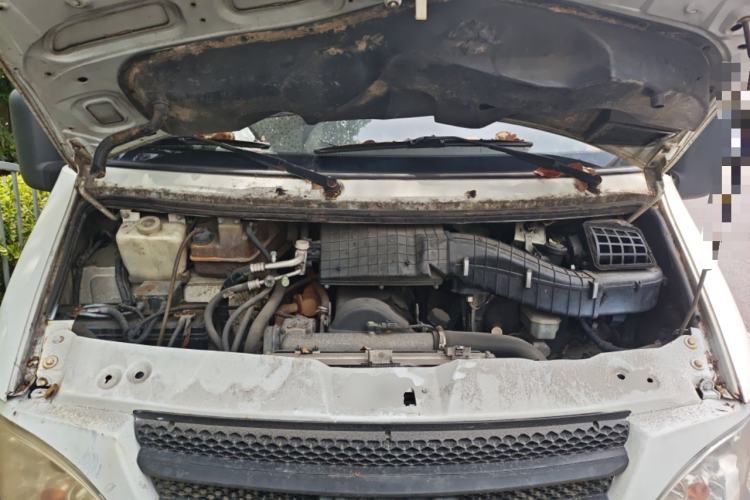 Used Iveco Power Daily 2013 2.8T-A32 Express Version Engine Bay