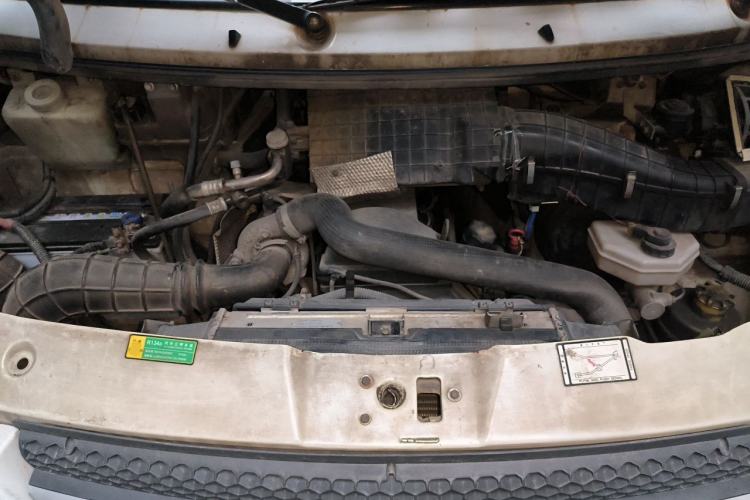 Used Iveco Power Daily 2013 2.8T-A32 All-Round Edition Engine Bay