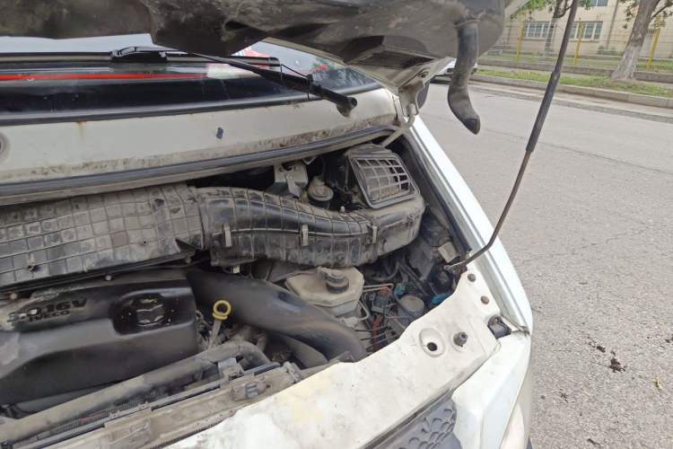 Used Iveco Power Daily 2013 3.0T-V42 Box Truck F1C Engine Bay Left
