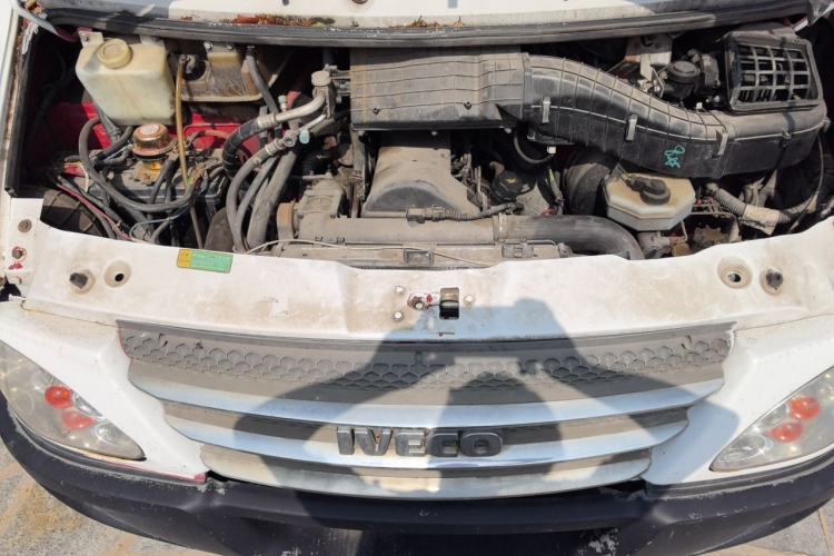 Used Iveco Power Daily  Engine Bay