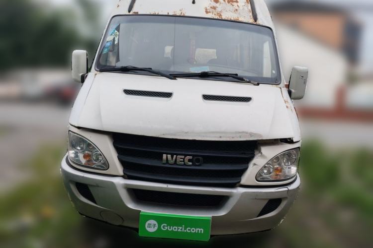 Used Iveco Power Daily 2013 2.5T-A37 Dual-Purpose High-Roof Van Front
