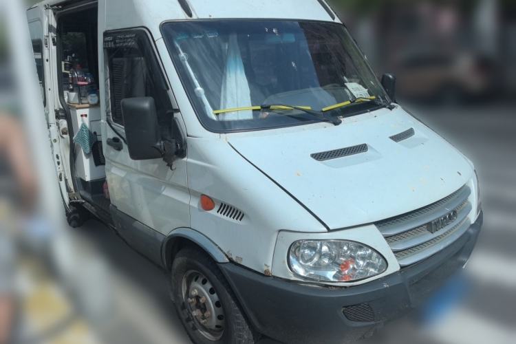 Used Iveco Power Daily  Front Right 45 Deg