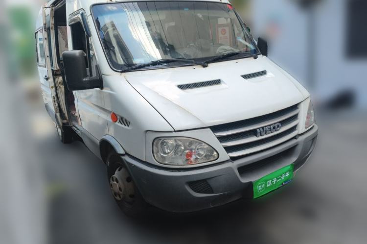 Used Iveco Power Daily 2013 2.8T-A32 All-Round Edition Front Right 45 Deg