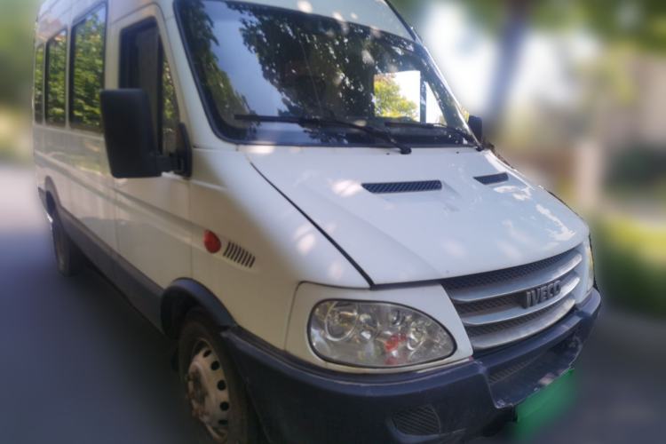 Used Iveco Power Daily  Front Right 45 Deg