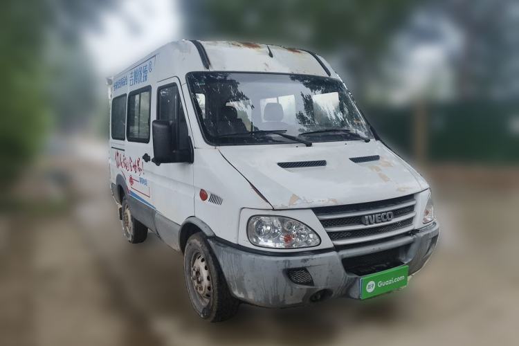 Used Iveco Power Daily 2013 2.8T-A32 All-Round Edition Front Right 45 Deg