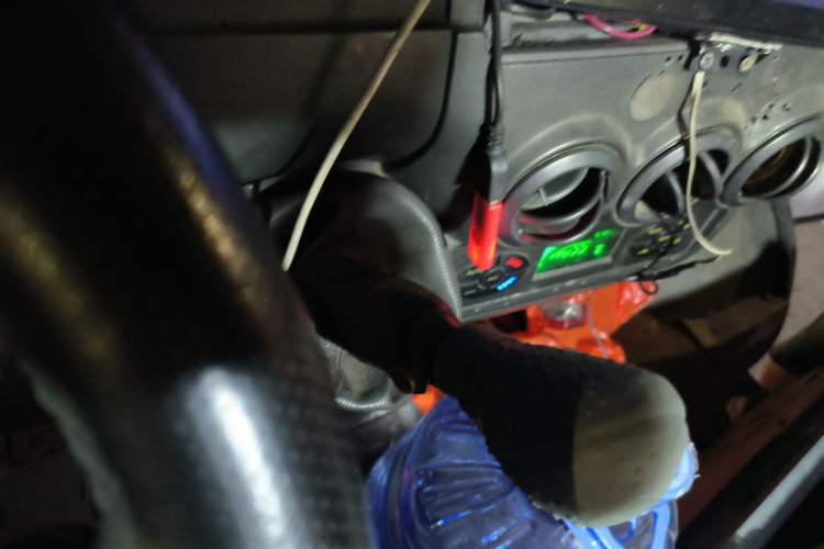Used Iveco Power Daily 2013 2.8T-A32 All-Round Edition Gear Lever