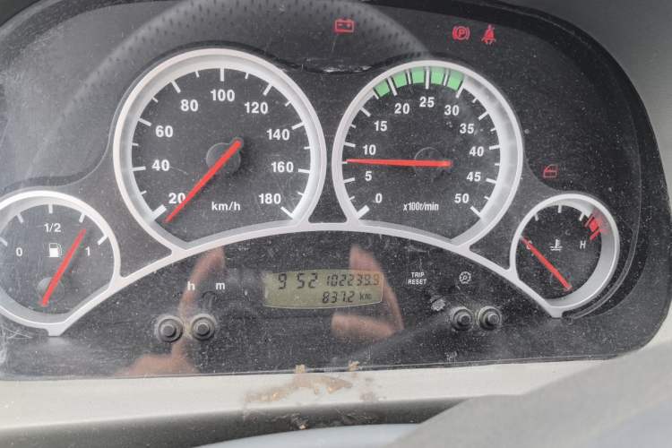 Used Iveco Power Daily 2013 2.5T-V39 Box Truck High Roof Instrument Cluster