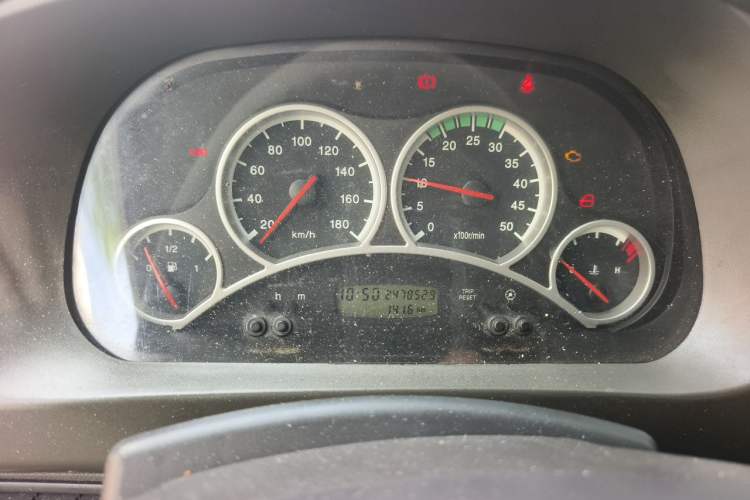 Used Iveco Power Daily 2013 2.5T-V39 Box Truck High Roof Instrument Cluster