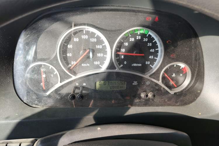 Used Iveco Power Daily 2013 2.5T-A37 Dual-Purpose High-Roof Van Instrument Cluster