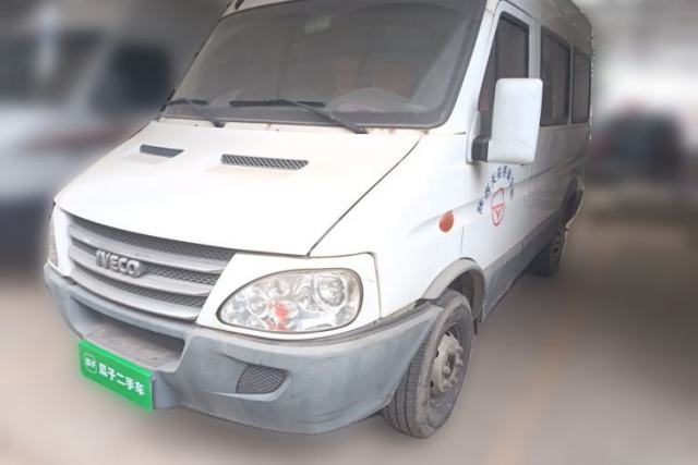 Used Iveco Power Daily 2013 2.5T-A37 Dual-Purpose Low-Roof Van