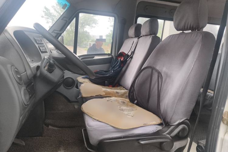 Used Iveco Power Daily 2013 2.8T-A32 All-Round Edition Left Front Seat