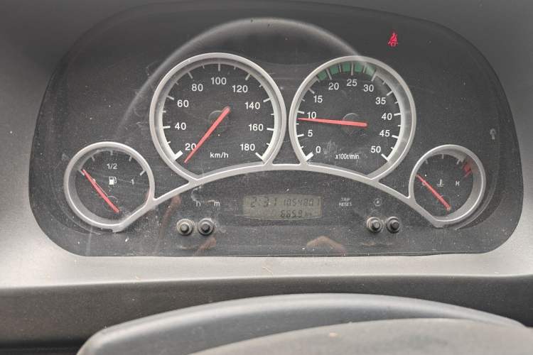 Used Iveco Power Daily 2013 2.8T-A32 Express Version Odometer Close Up
