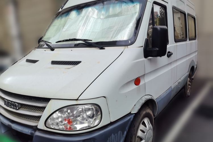 Ojetý Iveco Power Daily 2013 2.8T-V36 Box Truck Guazi used car, China used car export, Used car for sale, Used  cars, Cheapest cars for sale