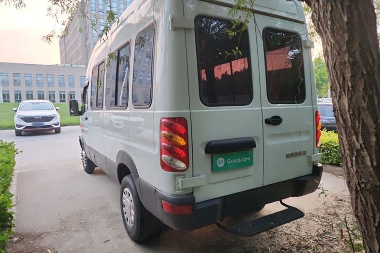 Used Iveco Power Daily 2013 2.8T-A36 Dual-Purpose Passenger and Cargo Vehicle Rear Left 45 Deg