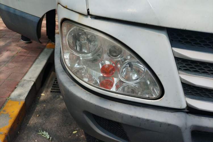Used Iveco Power Daily  Right Front Headlight