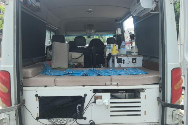 Used Iveco Power Daily  Trunk
