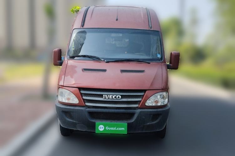 Used Iveco Power Daily  Front