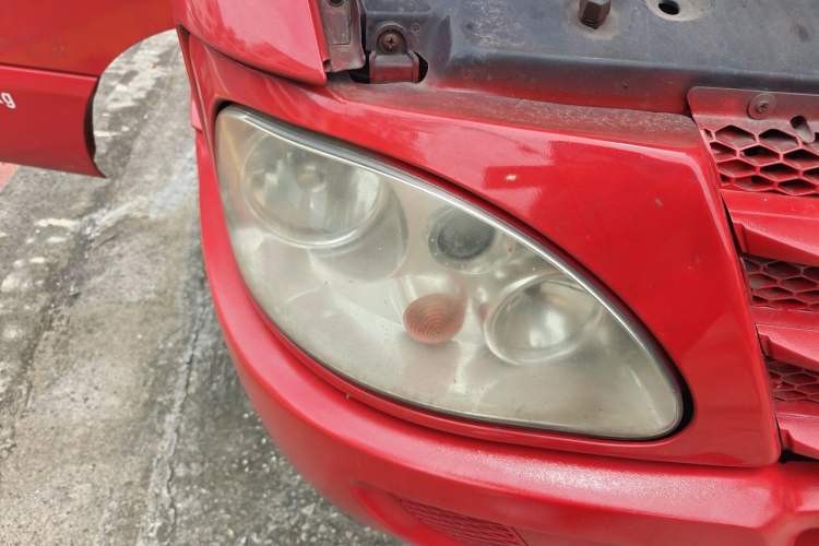 Used Iveco Power Daily  Right Front Headlight