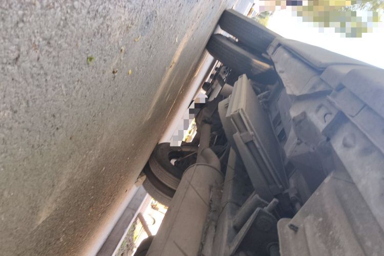 Used Iveco Power Daily  Chassis Front Right
