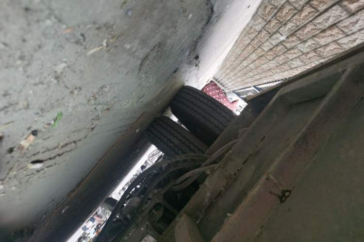 Used Iveco Power Daily  Chassis Rear Left