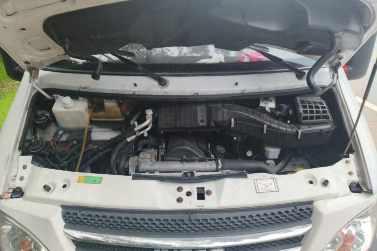 Used Iveco Power Daily  Engine Bay