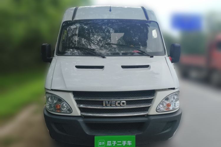 Used Iveco Power Daily  Front