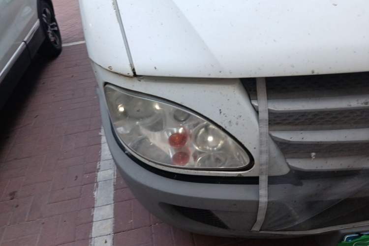 Used Iveco Power Daily  Right Front Headlight