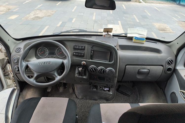 Used Iveco Power Daily  Center Console
