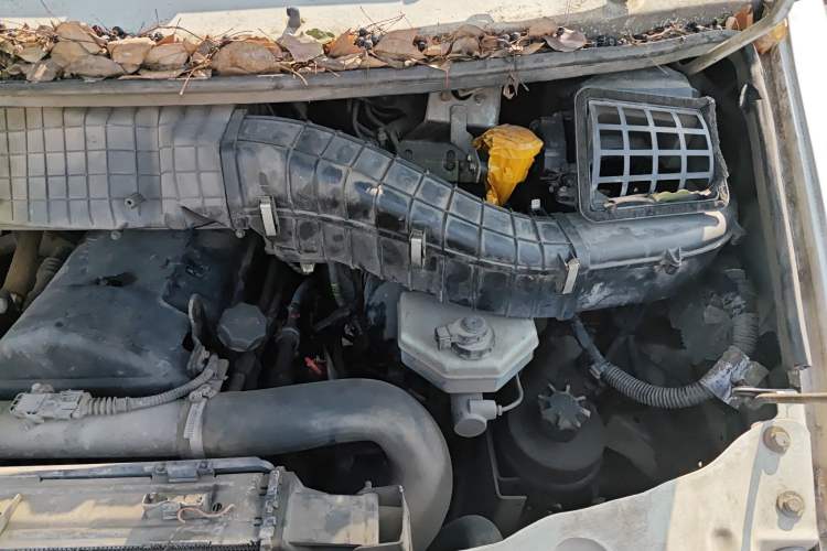 Used Iveco Power Daily  Engine Bay Left