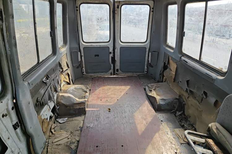 Used Iveco Power Daily  Left Rear Seat