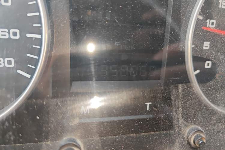 Used Iveco Power Daily  Odometer Close Up