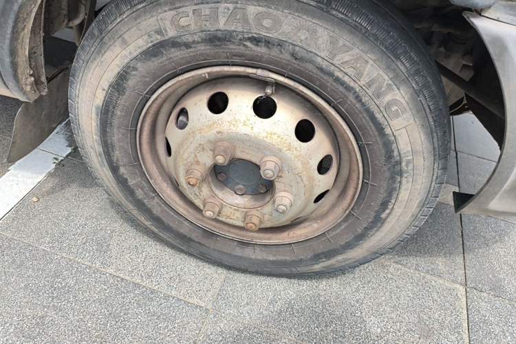 Used Iveco Power Daily  Right Front Wheel Hub