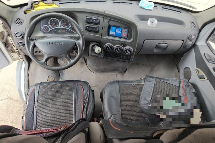 Used Iveco Power Daily  Center Console