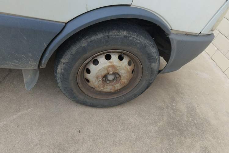 Used Iveco Power Daily  Right Front Wheel Hub