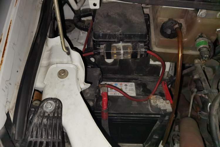 Used Iveco Power Daily 2016 3.0T-A32 Deluxe Top-End F1C Engine Bay Right