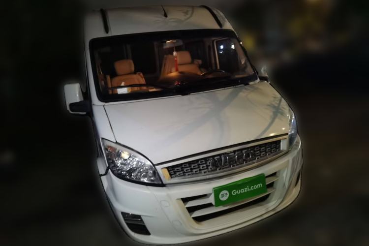 Used Iveco Power Daily 2016 3.0T-A32 Deluxe Top-End F1C Front Right 45 Deg
