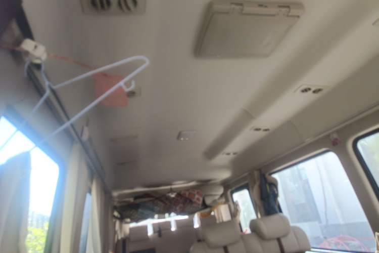Used Iveco Power Daily 2016 3.0T-A37 Prestige High-Roof F1C Headliner