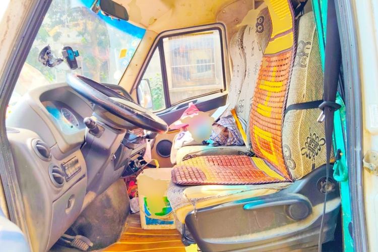 Used Iveco Power Daily  Left Front Seat