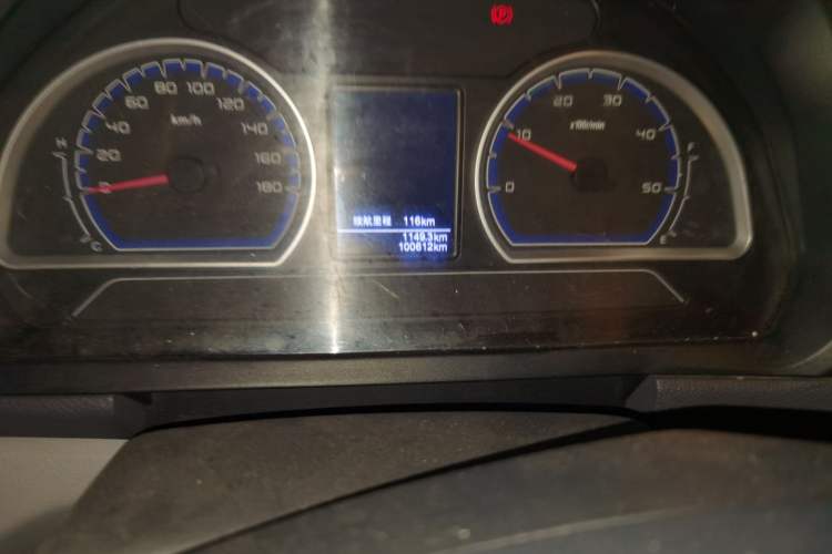 Used Iveco Power Daily 2016 3.0T-A32 Deluxe Top-End F1C Odometer Close Up